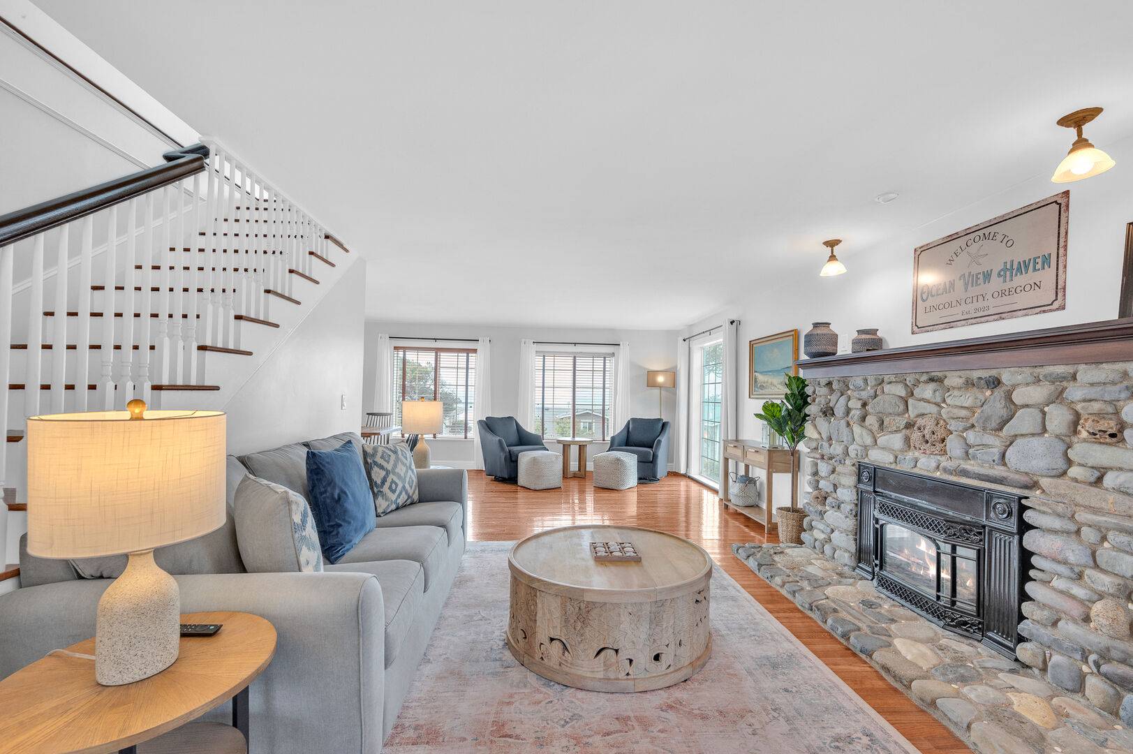 Inside Ocean View Haven - Lincoln City Vacation Rental